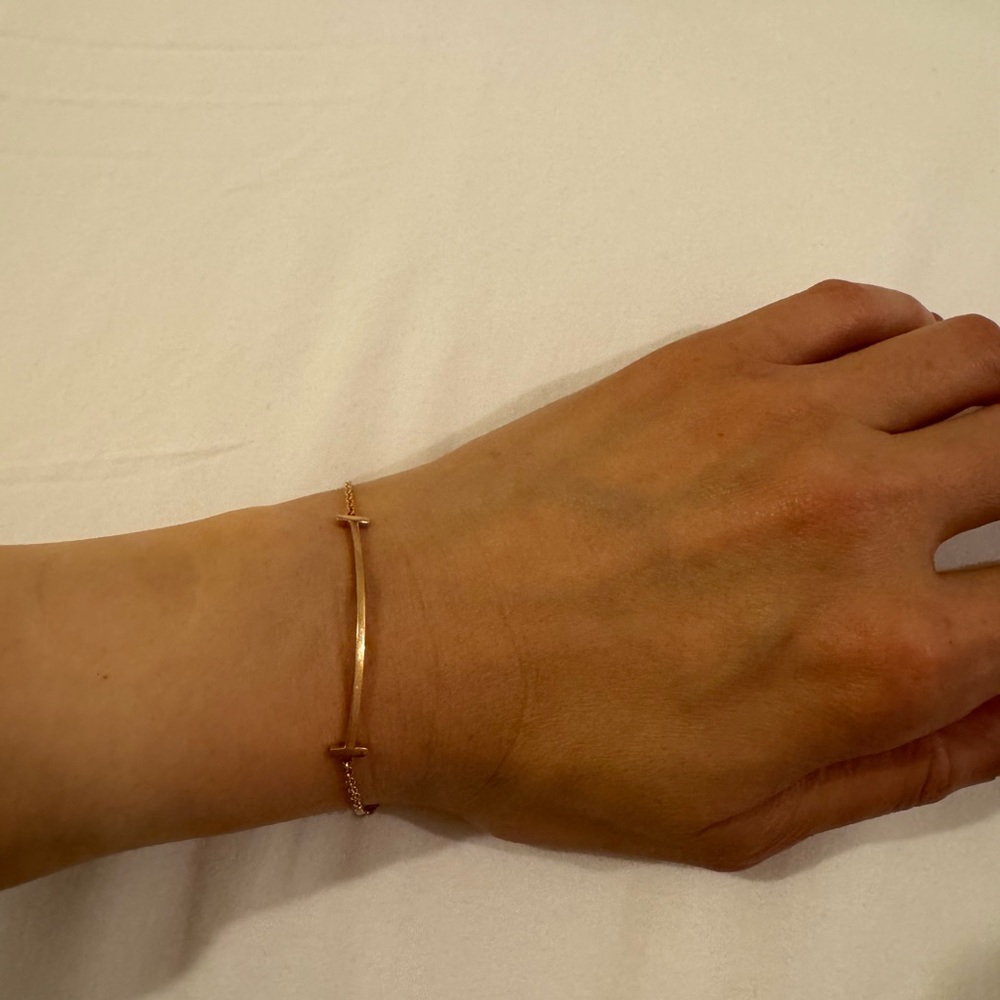 Smile Bracelet
in Rose Gold - Picture 2 of 5